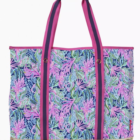 NWT LILLY PULITZER SET ELAINE VELOUR ROBE & MATCHING CARRYALL BRINGING MERMAID B - Picture 6 of 6